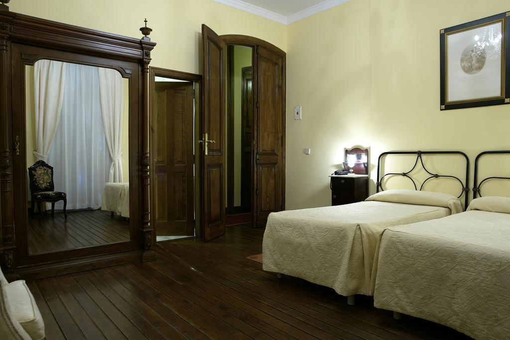 Hotel Pazo Almuzara Boborás Esterno foto
